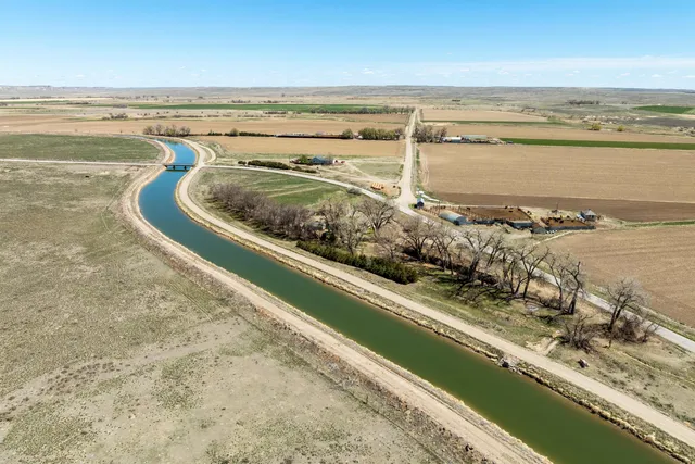 $960,000 | 8498 Cemetery Road, Lingle, WY 82223