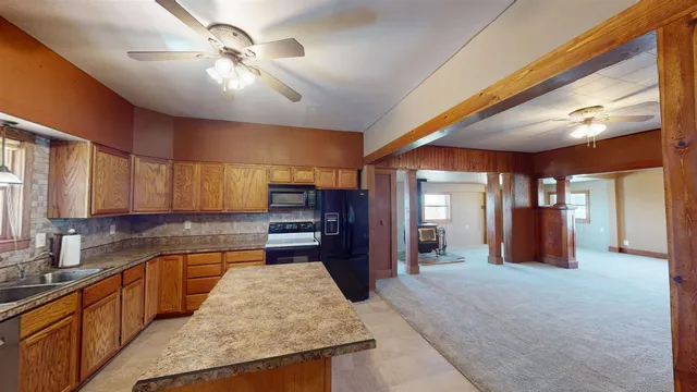 $960,000 | 8498 Cemetery Road, Lingle, WY 82223