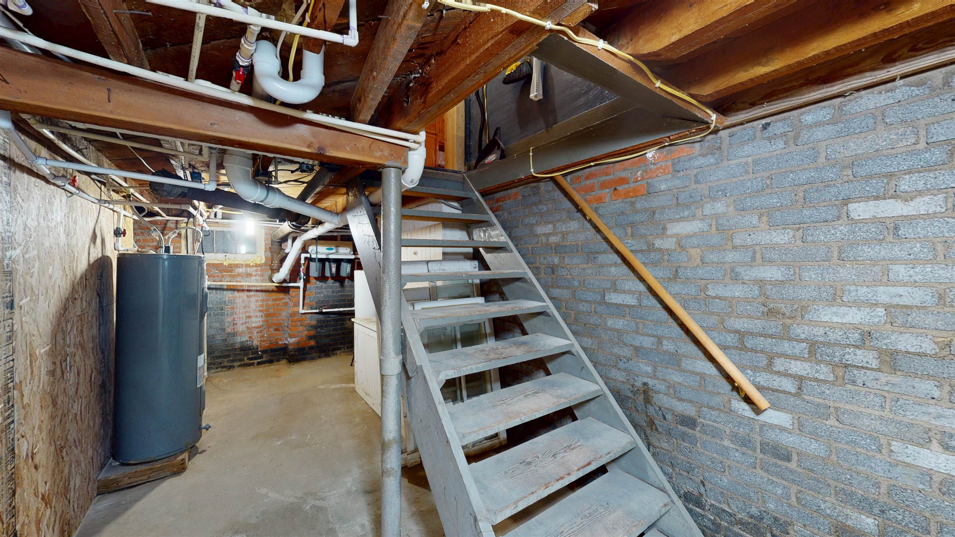 8498 Cemetery Road Lingle, WY 82223 - Photo 27 of 45