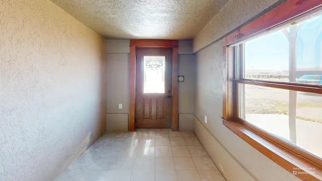 $960,000 | 8498 Cemetery Road, Lingle, WY 82223