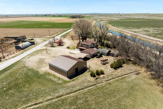 $960,000 | 8498 Cemetery Road, Lingle, WY 82223