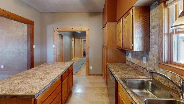 $960,000 | 8498 Cemetery Road, Lingle, WY 82223