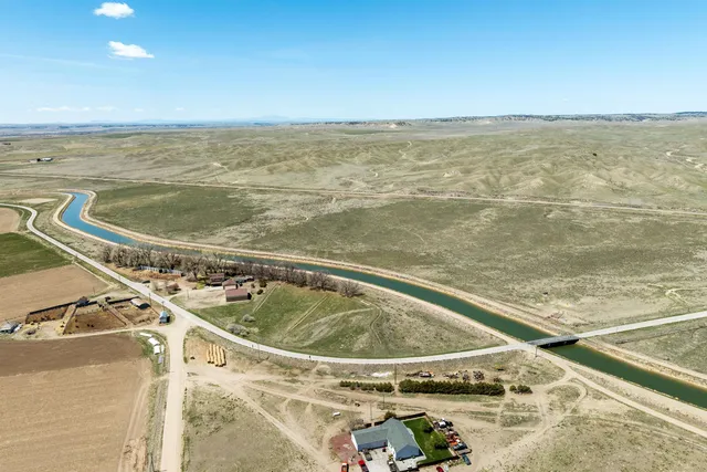 $960,000 | 8498 Cemetery Road, Lingle, WY 82223