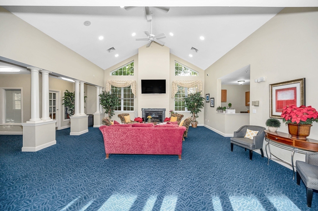 21 Hampshire Road, Unit 215 Methuen, MA 01844 - Photo 28 of 36