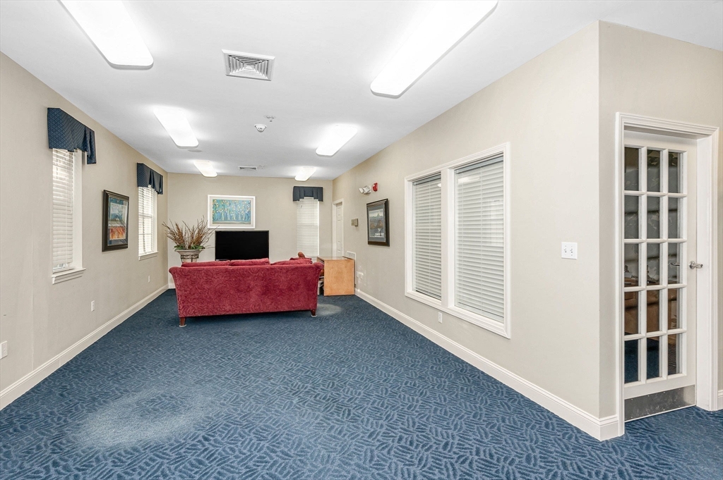 21 Hampshire Road, Unit 215 Methuen, MA 01844 - Photo 29 of 36