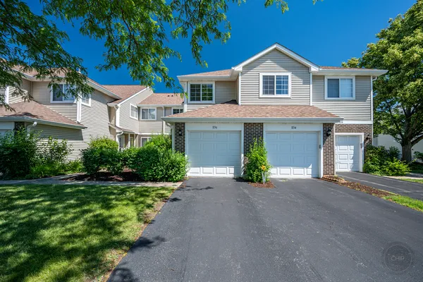 $339,900 | 1136 East Cambria South Lane, Unit 1136, Lombard, IL 60148