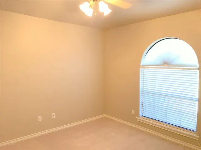 $2,595 | 15313 Guadalupe River Drive, Corpus Christi, TX 78410