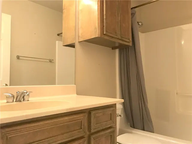 $2,595 | 15313 Guadalupe River Drive, Corpus Christi, TX 78410