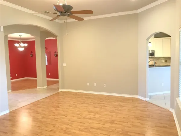 $2,595 | 15313 Guadalupe River Drive, Corpus Christi, TX 78410