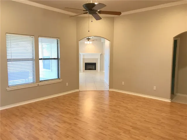 $2,595 | 15313 Guadalupe River Drive, Corpus Christi, TX 78410