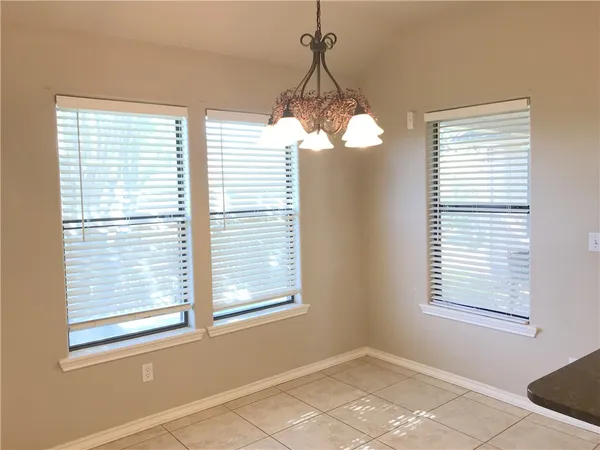 $2,595 | 15313 Guadalupe River Drive, Corpus Christi, TX 78410