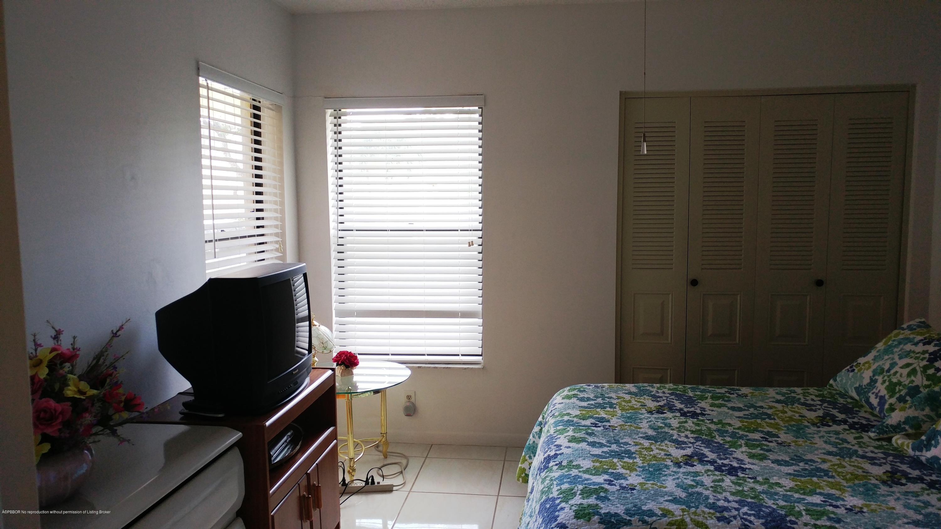 10956 Water Oak Manor, Unit 10956 Boca Raton, FL 33498 - Photo 12 of 27 20171016_124431