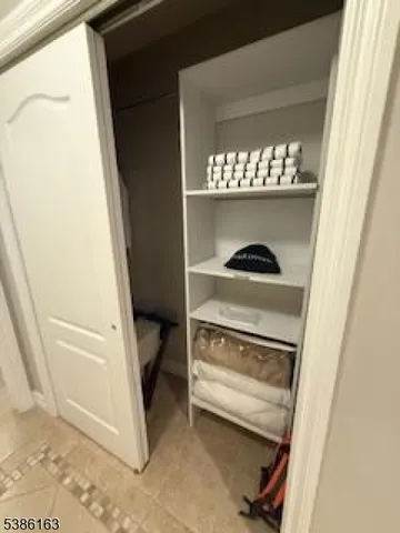 $124,999 | 2 Chamonix Drive, Unit 212, Vernon, NJ 07462