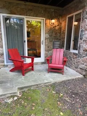 $124,999 | 2 Chamonix Drive, Unit 212, Vernon, NJ 07462