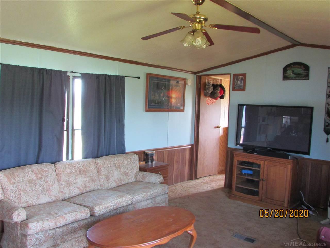3359 Galbraith Line Road Yale, MI 48097 - Photo 13 of 28