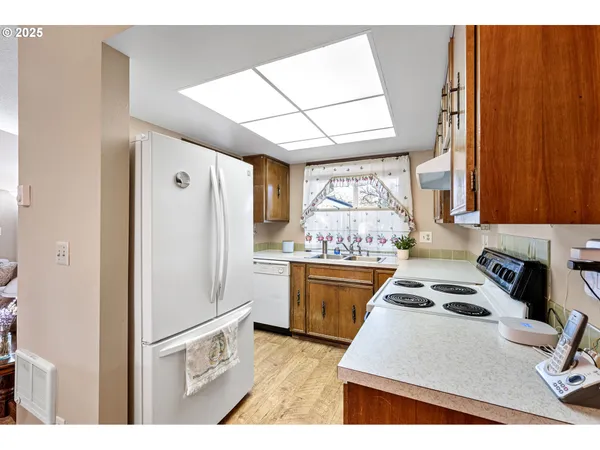 $419,901 | 1925 Harvard Drive, Eugene, OR 97405