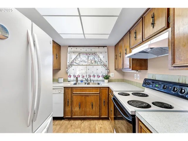 $419,901 | 1925 Harvard Drive, Eugene, OR 97405