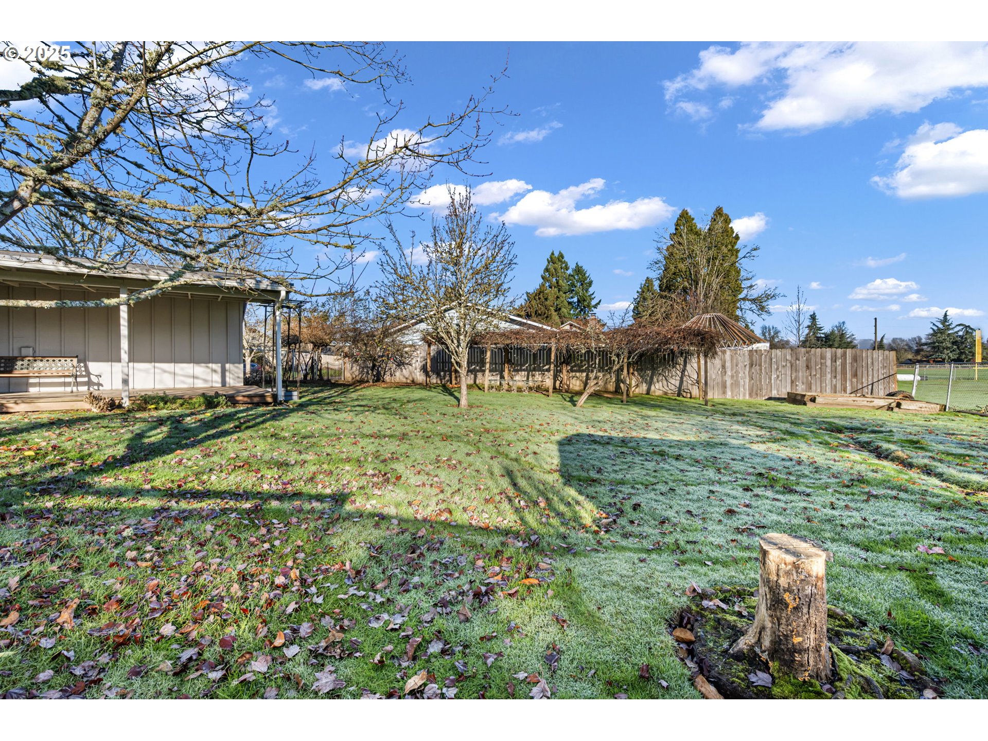 1925 Harvard Drive Eugene, OR 97405 - Photo 33 of 37 Backyard