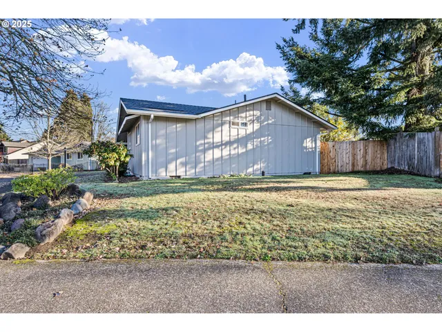 $419,901 | 1925 Harvard Drive, Eugene, OR 97405