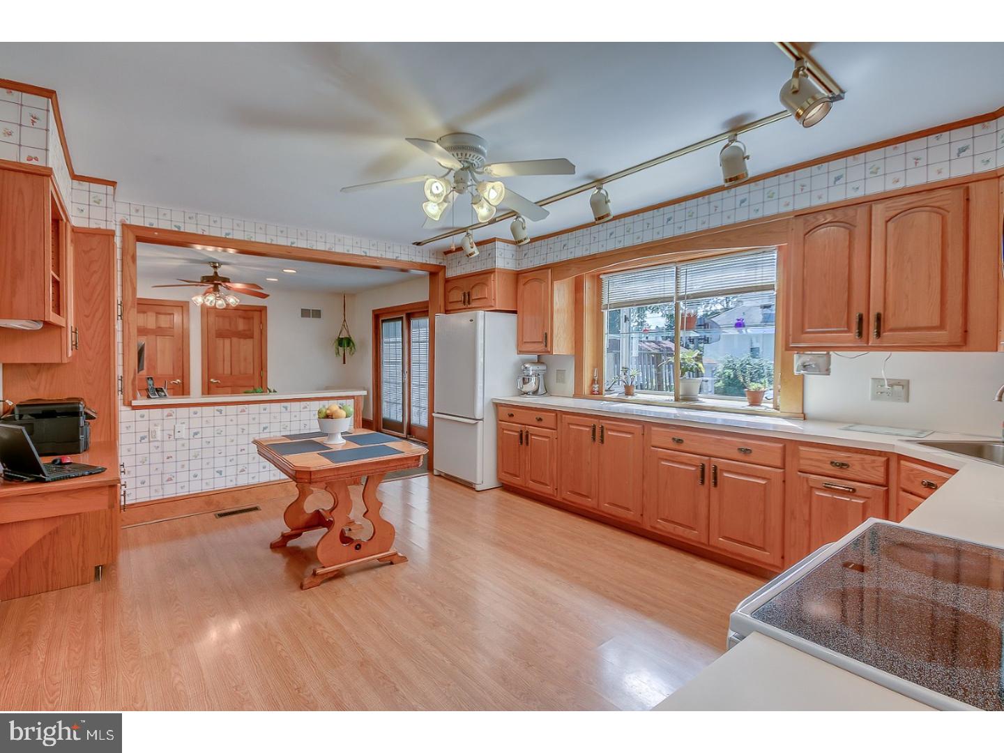 18 Ridley Avenue Aldan, PA 19018 - Photo 13 of 25 Kitchen
