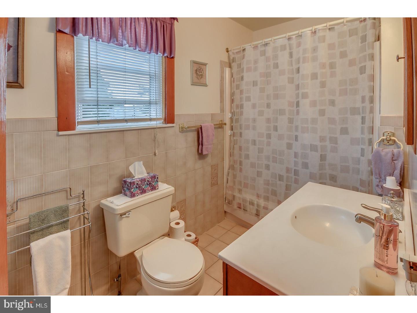 18 Ridley Avenue Aldan, PA 19018 - Photo 20 of 25 Bathroom