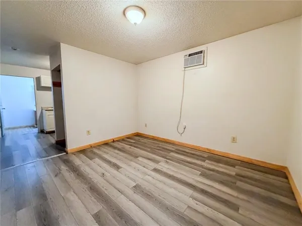 $1,000 | 548 Hansen Avenue, Unit 7, Lyndora, PA 16045