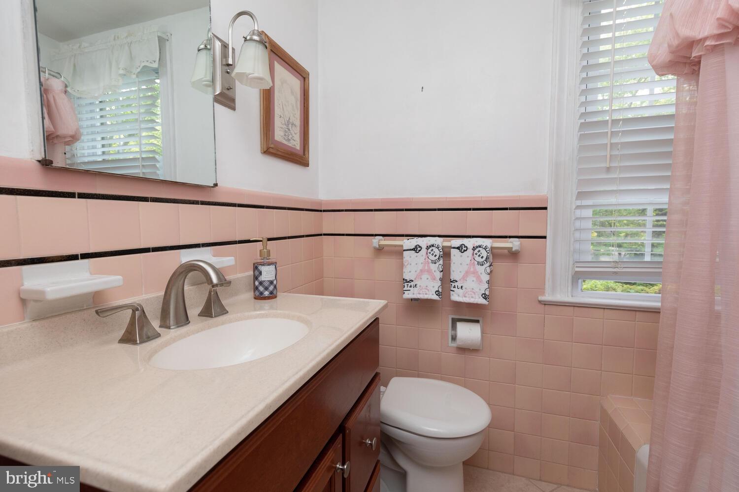 230 Holmecrest Road Jenkintown, PA 19046 - Photo 34 of 48 Gallery Image 34