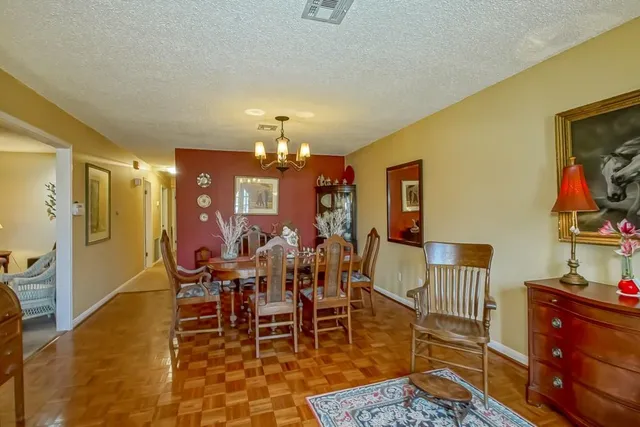 $295,000 | 3213 Maryland Avenue, Kenner, LA 70065