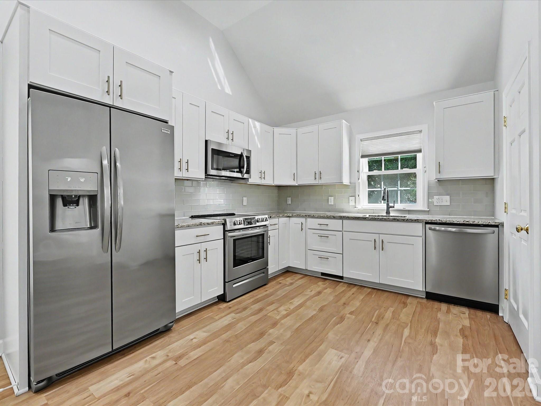 3333 Colvard Park Way Charlotte, NC 28269 - Photo 20 of 26