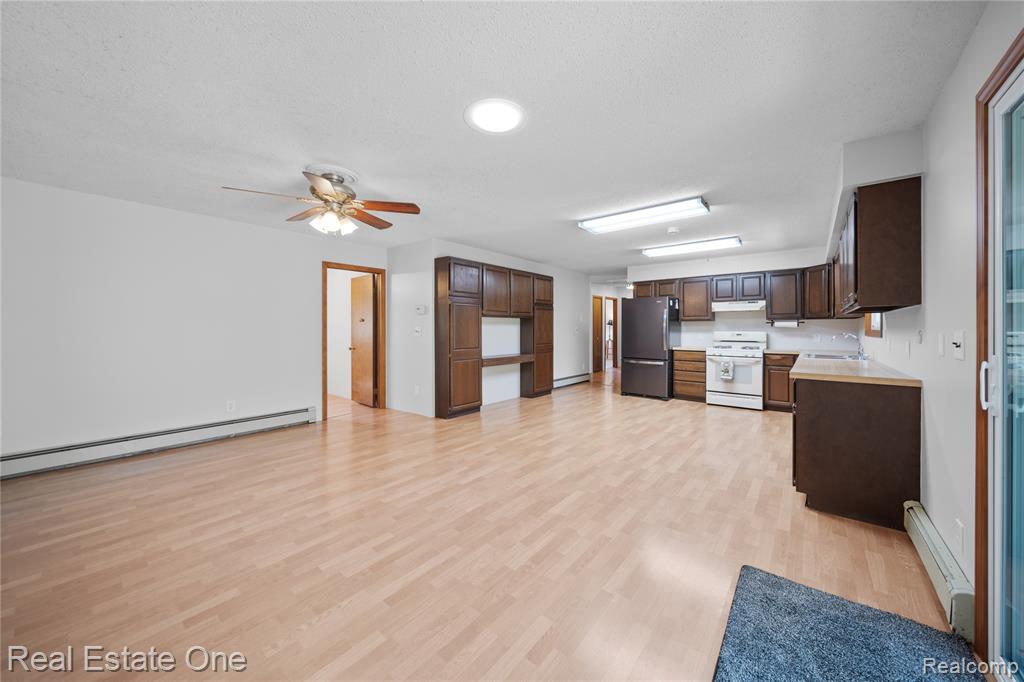 271 Rush Lake Road Pinckney, MI 48169 - Photo 7 of 24