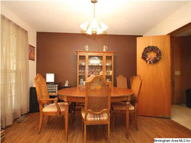 3320 Circle Hill Road Birmingham, AL 35243 - Photo 7 of 22