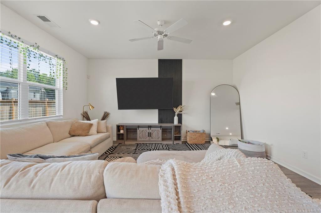 249 Friendship Oak Way Hampton, GA 30228 - Photo 9 of 35