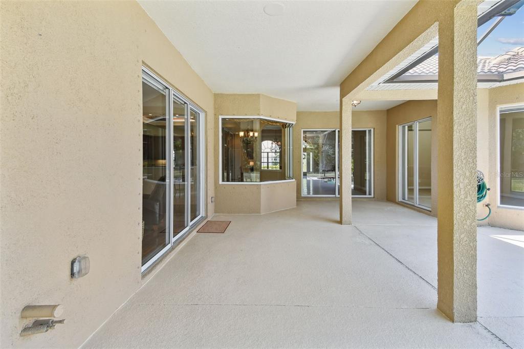 9008 Brookfield Terrace Bradenton, FL 34212 - Photo 41 of 81