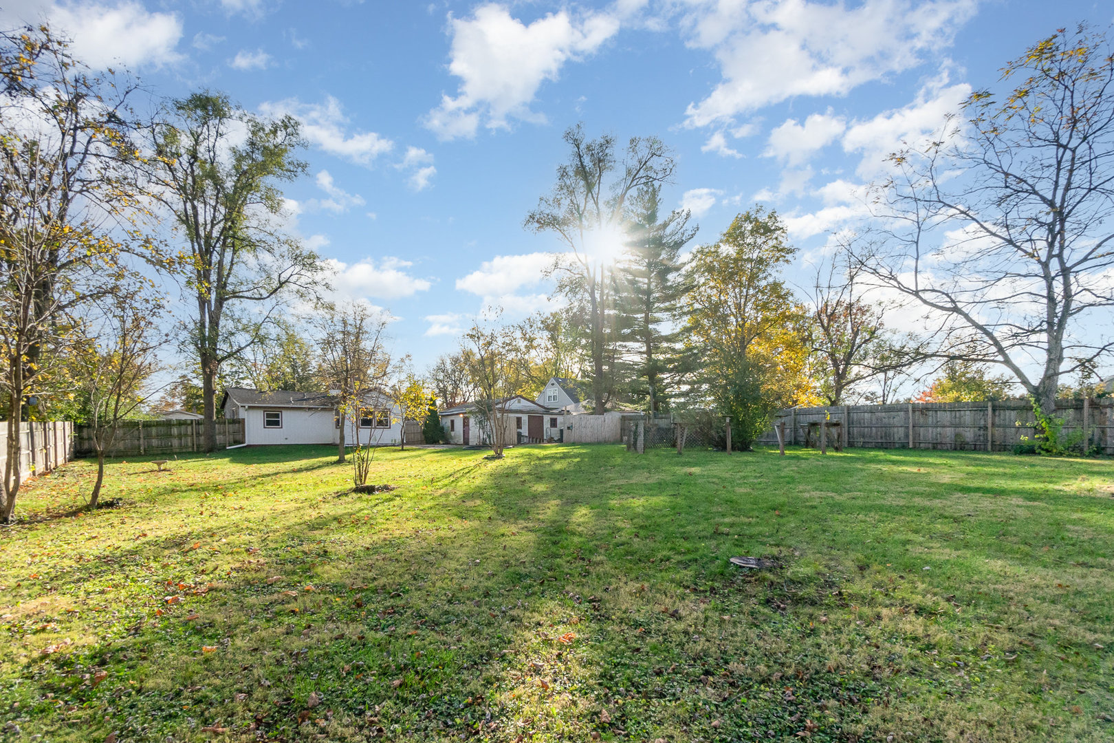 2936 Willow Road Homewood, IL 60430 - Photo 24 of 26 a view of an outdoor space and swimming pool