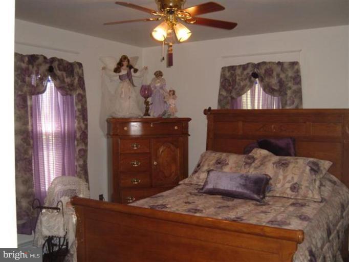 25323 Highfield Road Cascade, MD 21719 - Photo 12 of 14 Bedroom #1
