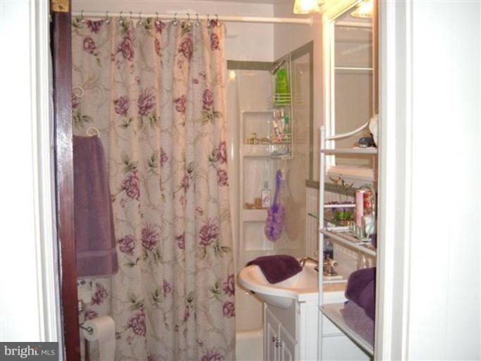 25323 Highfield Road Cascade, MD 21719 - Photo 10 of 14 Bath #1