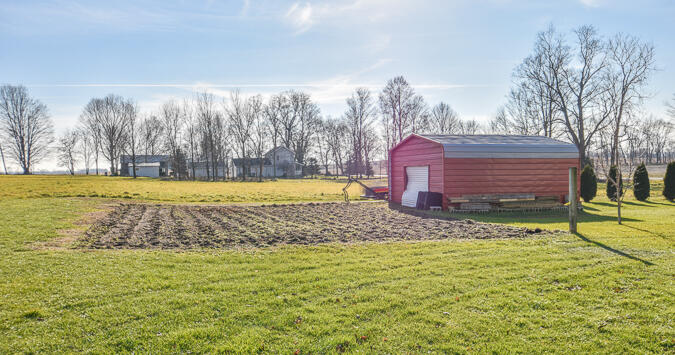 275 Maple Road Quincy, MI 49082 - Photo 5 of 37 DSC_0403