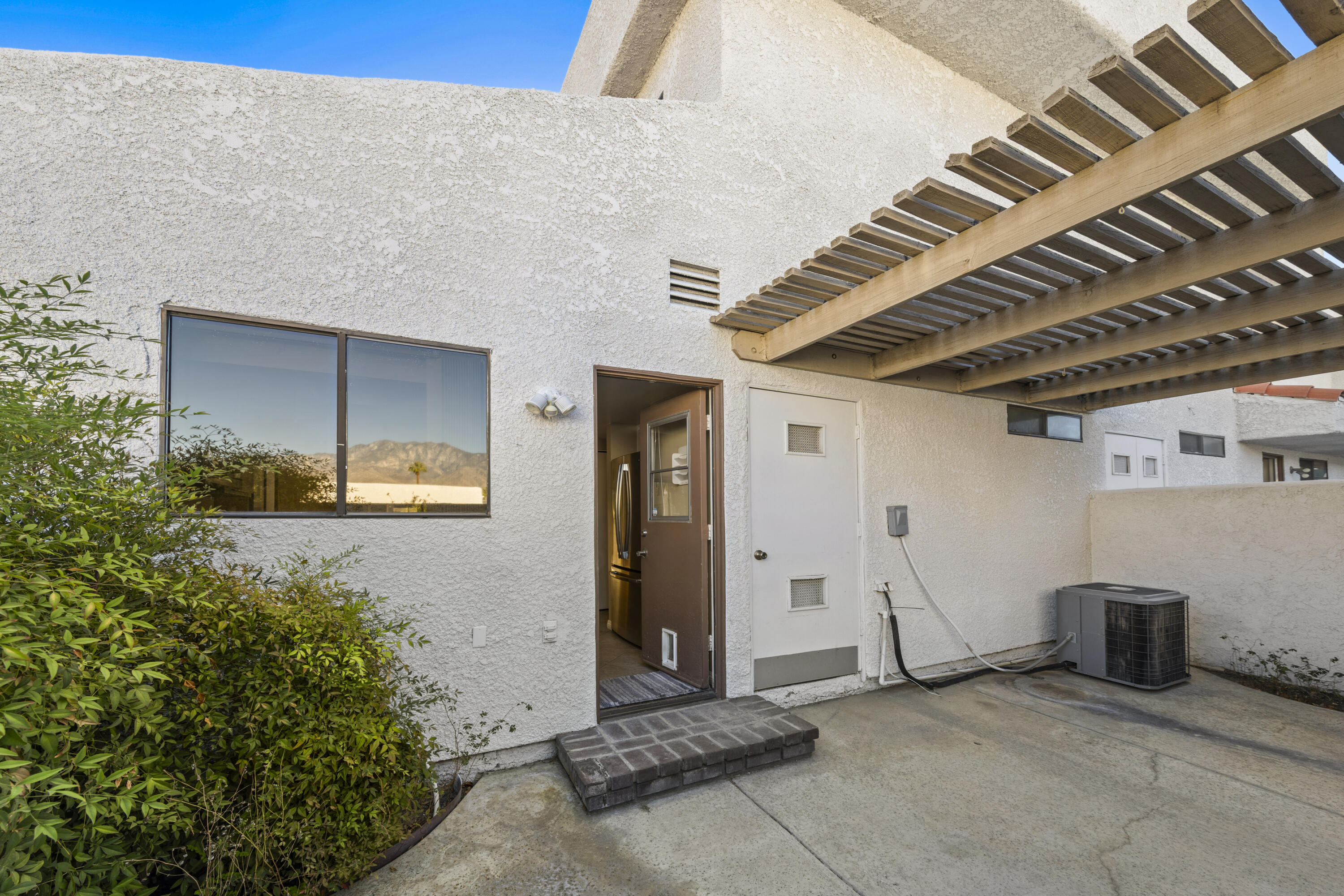 34341 Denise Way Rancho Mirage, CA 92270 - Photo 20 of 29 28
