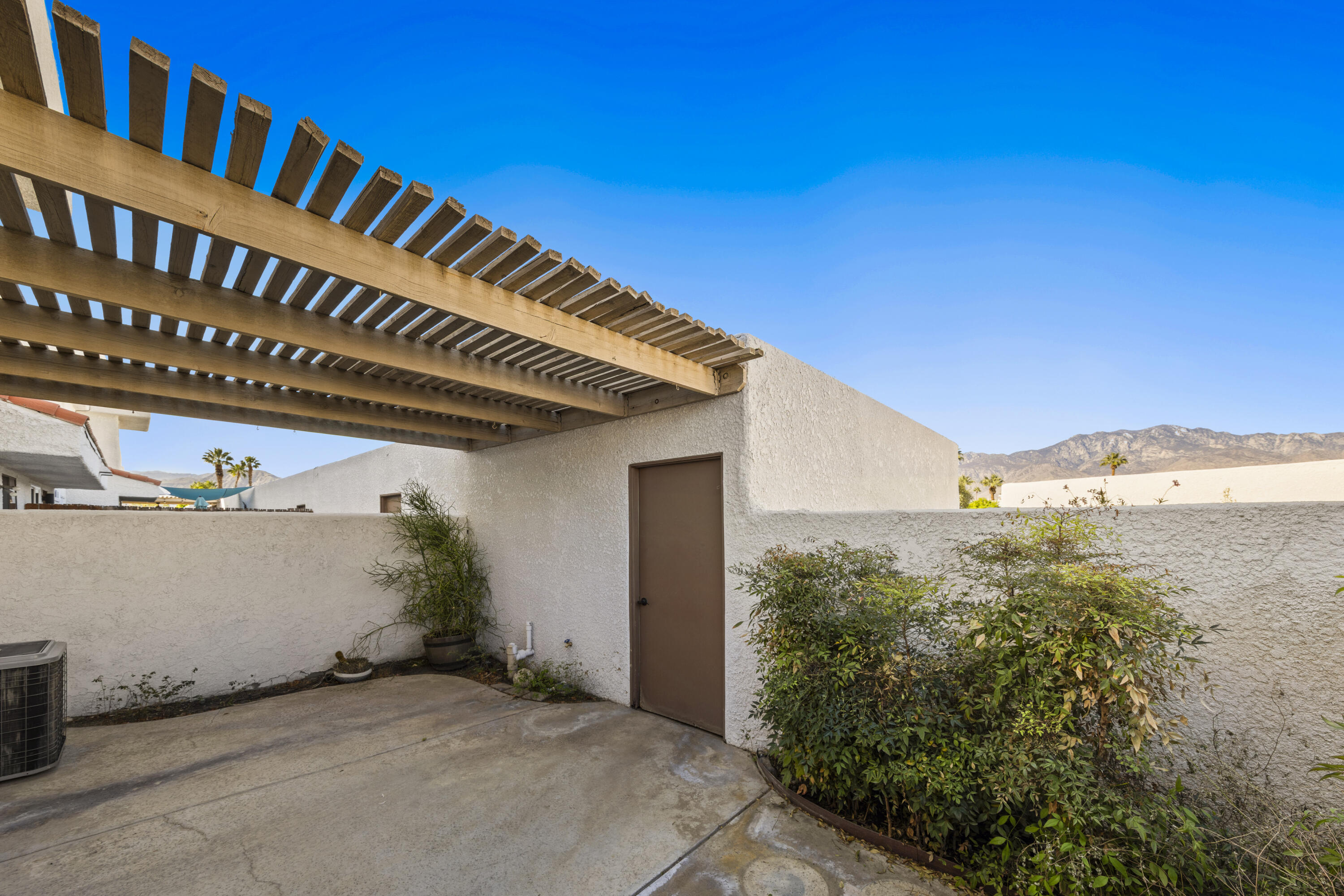 34341 Denise Way Rancho Mirage, CA 92270 - Photo 21 of 29 26