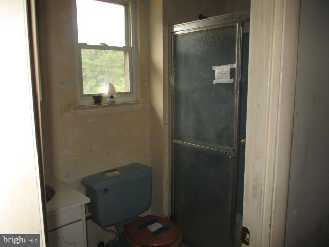 8228 Brattle Road Baltimore, MD 21208 - Photo 10 of 24 Bath (Master)