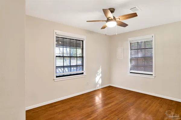 $2,100 | 525 Lakewood Road, Pensacola, FL 32507