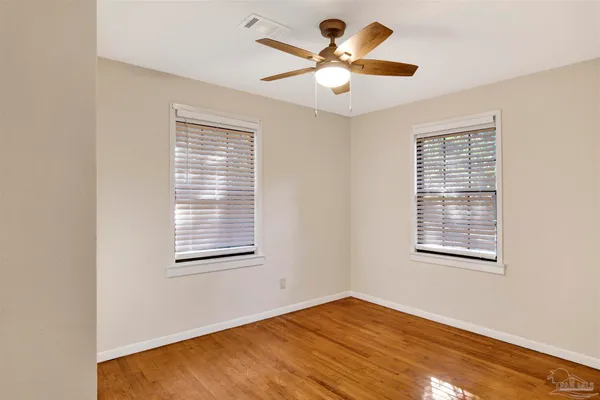 $2,100 | 525 Lakewood Road, Pensacola, FL 32507