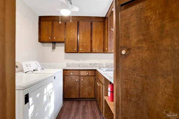 $2,100 | 525 Lakewood Road, Pensacola, FL 32507
