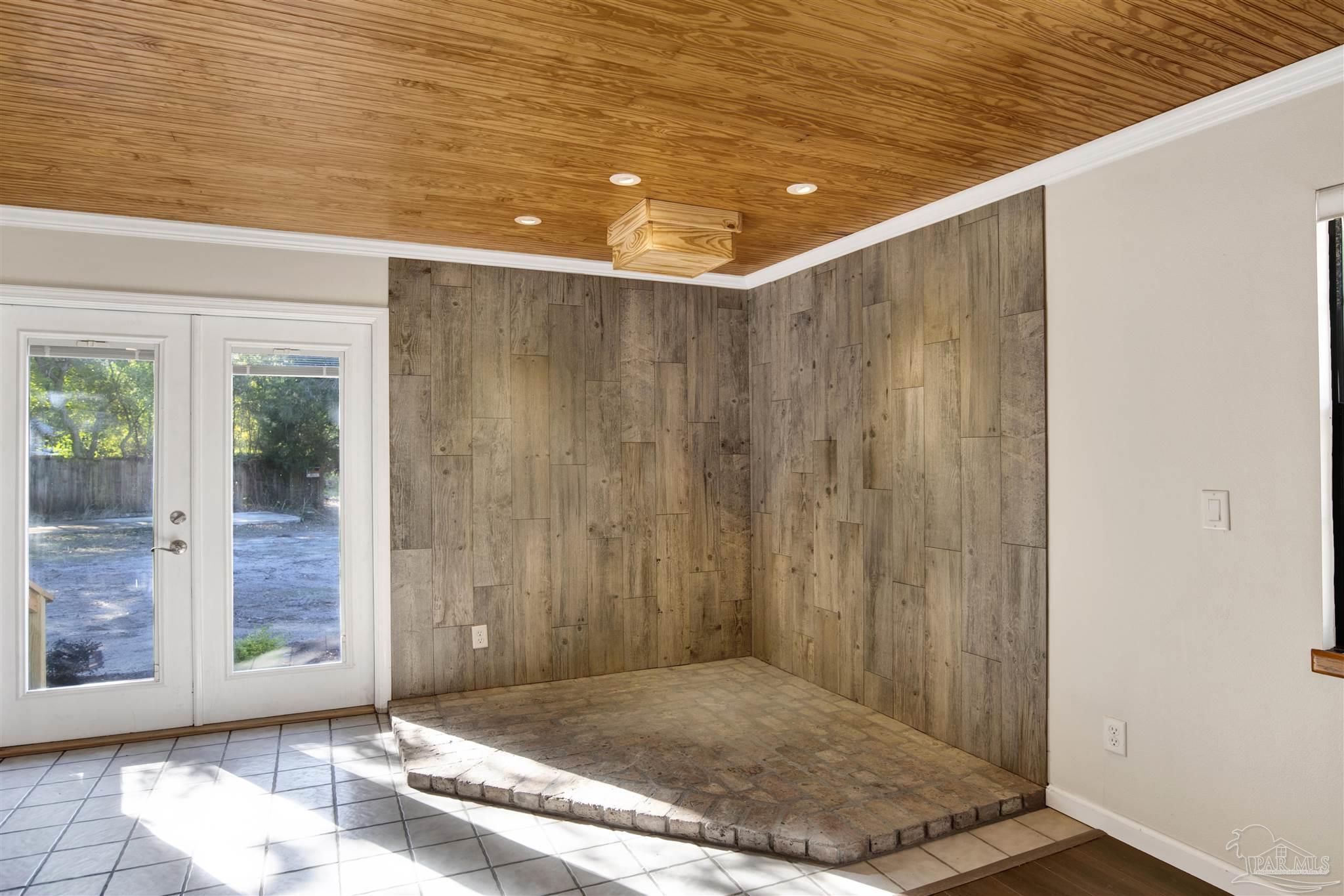 525 Lakewood Road Pensacola, FL 32507 - Photo 28 of 36