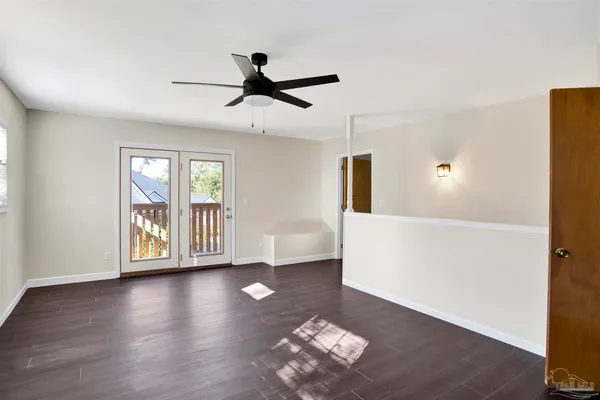 $2,100 | 525 Lakewood Road, Pensacola, FL 32507