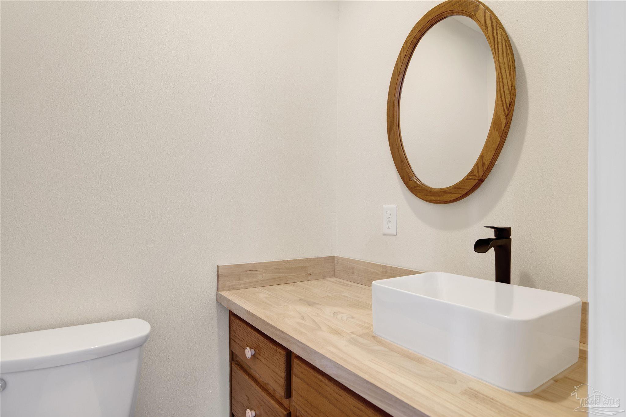 525 Lakewood Road Pensacola, FL 32507 - Photo 33 of 36