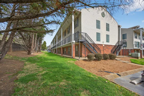$113,000 | 900 Mountain Creek Road, Unit E70, Chattanooga, TN 37405
