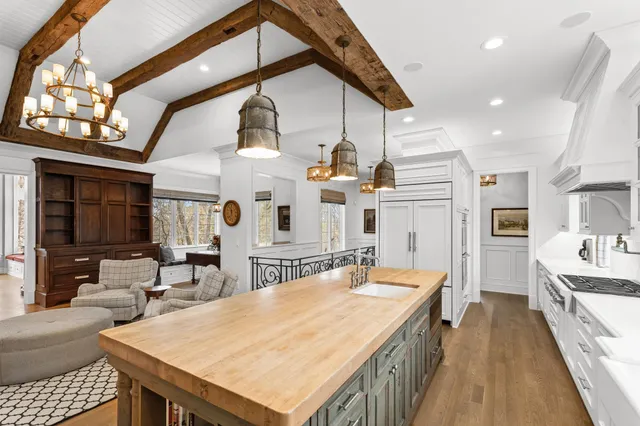 $4,750,000 | 325 Highcroft Lane, Wayzata, MN 55391