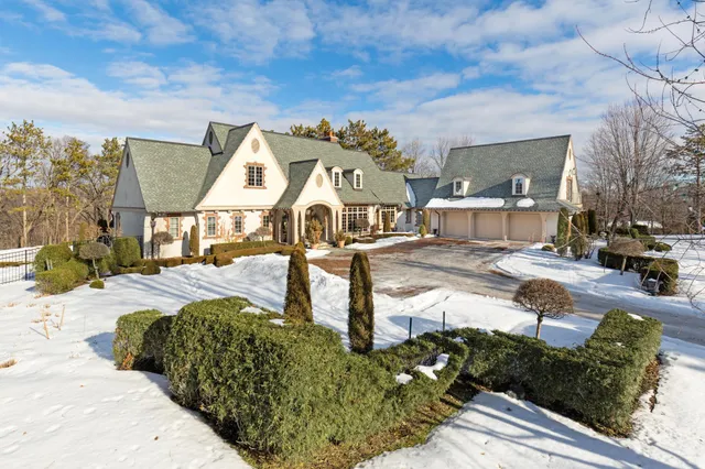 $4,750,000 | 325 Highcroft Lane, Wayzata, MN 55391