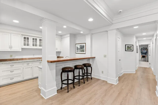 $4,750,000 | 325 Highcroft Lane, Wayzata, MN 55391